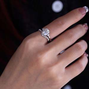 แหวนเพชรทรงกลมเพาะเลี้ยงในห้องปฏิบัติการ ลดราคาพิเศษ ทองคำขาว 14K ดีไซน์หรูหรา รูปตัววี ประดับมิลเกรน วงแหวนซ้อนโค้งประดับเพชรแบบพาเว่ สำหรับงานแต่งงาน - Product Image 2
