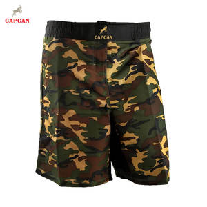 Shorts MMA de haute qualité, écologiques, légers, avec tissu respirant, logo sur le devant, coupe confortable - Product Image 3