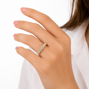 แหวนเพชรทรงกลมสีชมพูและสีขาวที่เพาะเลี้ยงในห้องปฏิบัติการ ทำจากทอง 14K |   ผู้จัดจำหน่ายเครื่องประดับทองคำแท้ ขายส่งเครื่องประดับเจ้าสาวสำหรับผู้หญิง - Product Image 2