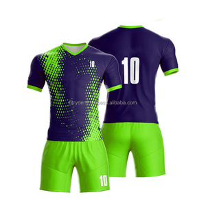 Conjunto de Camiseta y Pantalones Cortos de Fútbol Fitryder Sialkot, Sublimados, de Secado Rápido, Transpirables, 100% Poliéster, para Hombre y Jóvenes, Venta al Por Mayor para Equipos - Product Image 3