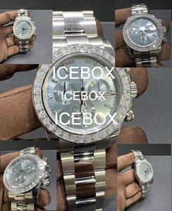 Montre en acier inoxydable et or 18 carats de 36 mm de 1991 avec cadran en verre, bracelet à fermoir, résistance à l'eau de 10 bars - Product Image 6