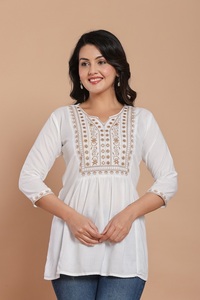 White Cotton <b>Kurta</b> With Embroidery 3/4 Sleeve Loose Fit Casual Wear For <b>Women</b> India Pakistan Style - Product Image 5