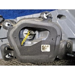 Grandeur/Azera - Ensemble de feux arrière extérieurs gauche, d'occasion, OEM 924033V000 - Product Image 5