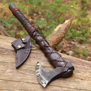 Hacha Profesional de Alta Calidad con Mango de Madera y Hoja de Acero al Carbono y Inoxidable para Corte en Exteriores y Trabajos de Carpintería - Product Image 2