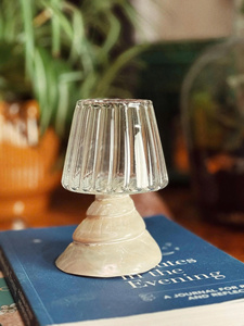 Vaso de Concha Marina Natural con Inserto de Cristal Transparente, Vaso Decorativo para Exhibición de Cócteles, Vietnam - Product Image 6