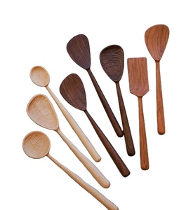 Logo personnalisé OEM fait à la main cuillères en bois 16cm 35cm Acacia noyer frêne pin vaisselle outil à salade pour la maison Restaurant cuisine - Product Image 5