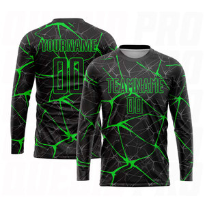 Maillot de football personnalisé imprimé numériquement de qualité supérieure, motif craquelé noir et vert, anti-humidité, 100 % polyester, manches courtes pour homme - Product Image 2