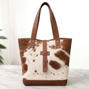 Proveedor de Bolsos Tote de Cuero Genuino de Vaca, Venta al Por Mayor, Personalización OEM, Calidad de Exportación, Bolsos Ligeros Hechos a Mano y Personalizables - Product Image 6