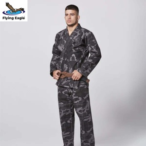 Combinaison de Jiu-Jitsu Brésilien (BJJ) personnalisée avec logo, extensible, respirante, légère, uniforme d'arts martiaux, vêtements de sport en coton durable pour le karaté - Product Image 1