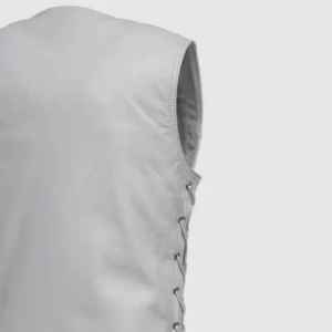 Gilet en cuir blanc de luxe avec logo personnalisé, design original, nouveau style, vêtements de motard, gilet en cuir pour vente en ligne. - Product Image 4