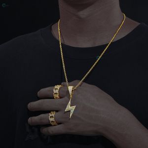 Pendentif Éclair Hip-Hop Unisexe Personnalisé Style Rappeur avec Diamant de Laboratoire Taille Baguette Effet Givré - Product Image 4