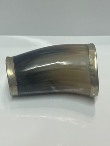 Verre à boire en corne d'animal durable, élégant et écologique, design moderne fait main, technique de polissage historique, attrayant - Product Image 2