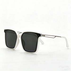 Wholesale New Fashion <b>Square</b> High Quality <b>Sunglasses</b> Unisex Eyewear Black Custom Logo UV400 - Product Image 1
