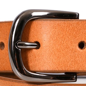 Ceintures tendance en cuir de vache véritable de taille personnalisée 2026, durables, disponibles en OEM/ODM pour hommes et femmes, provenant d'un fournisseur indien - Product Image 4