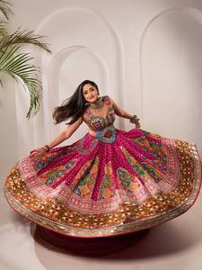 Malai Faux Georgette, Hermoso Trabajo con Espejos Reales, Dorado, con Cuentas y Encaje, Largo hasta el Suelo, Secado Rápido, Sin Arrugas, Protección Solar - Product Image 5