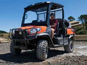 Véhicule utilitaire Kubota RTV-X1130 2WD Diesel/Essence 1000cc Automatique, un best-seller pour l'agriculture, la construction et les travaux extérieurs - Product Image 4