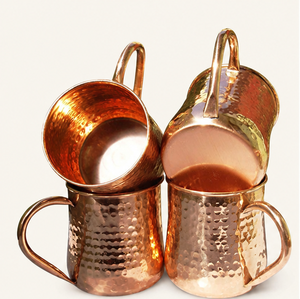 Ensemble de tasses à Moscow Mule en cuivre pur, design martelé, poignées écologiques, expérience cocktail, vente en gros, articles de bar haut de gamme - Product Image 3