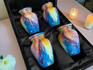 Urne décorative en métal doré vintage pour la décoration intérieure de luxe – Fournisseur en gros pour table élégante - Product Image 4