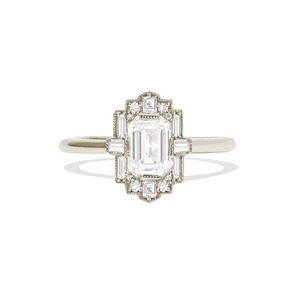 Anillo de Compromiso y Aniversario de Lujo para Mujer, en Oro Amarillo de 14K, con Diamante Sintético Cultivado en Laboratorio, Corte Esmeralda - Product Image 5