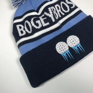 Gorros Personalizados al por Mayor, 100% Acrílicos, con su Propio Logotipo Bordado, Gorro de Punto de Moda, Gorro de Invierno Personalizado con Pompón - Product Image 4