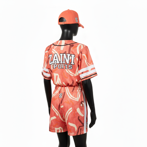 ชุดเบสบอลหญิง ผ้าโพลีเอสเตอร์ตาข่ายคุณภาพสูง 150 GSM ระบายความชื้นได้ดี พิมพ์ลายแบบ Sublimation ชุดสำหรับผู้หญิง - Product Image 5