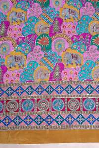 Tela de crepé natural verde menta con estampado floral y borde ornamental pesado para confección de vestidos Kurti de estilo étnico. - Product Image 3