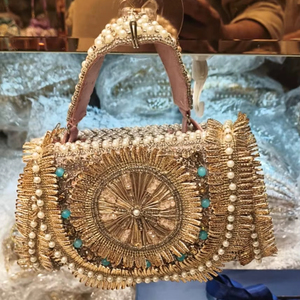 กระเป๋าถือลูกปัดมินิสีสันสดใส งานแฮนด์เมด รุ่นใหม่ปี 2026 ปิดด้วยแม่เหล็ก กันน้ำ แฟชั่นสไตล์โบฮีเมียนสำหรับผู้หญิง - Product Image 1