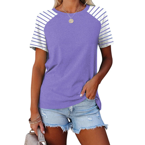 Cada camiseta de algodón para mujer de alta calidad con impresión personalizada, hecha en Pakistán, se adapta perfectamente a la identidad de su marca. - Product Image 3