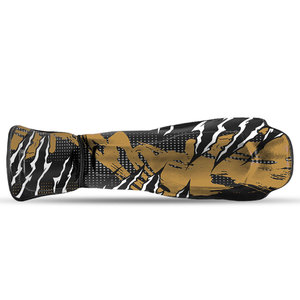 Protège-tibias en cuir PU Venomous Gold Reaper, légers, réglables, personnalisés, protection professionnelle pour MMA et Kickboxing - Product Image 4