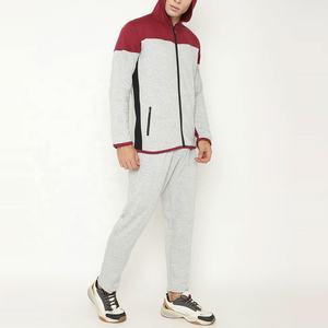 Sudadera con capucha y pantalones de chándal unisex ajustados y ajustados, chándal dividido de retazos de verano con logotipo personalizado para entrenamiento de hombre, talla XL - Product Image 3
