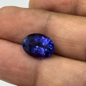 Tanzanita Azul Real Natural de Tanzania, 6.10 Ct, Corte Ovalado, Claridad Loupe, AAAA, Calidad de Joyería Fina, Gema Suelta Tratada Térmicamente, en Venta - Product Image 3