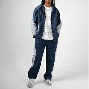 Ensemble survêtement coupe-vent personnalisé pour homme – Veste et pantalon de sport légers et résistants à l'eau – Fabricant en gros – Vêtements OEM - Product Image 2