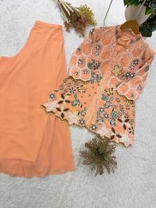 ชุดเดรสปักลายพีชแบบดั้งเดิมสำหรับผู้หญิงอินเดียและปากีสถาน พร้อมกางเกงขายาวทรงปาลาซโซ่ ทรงหลวม สวมใส่สบาย - Product Image 4