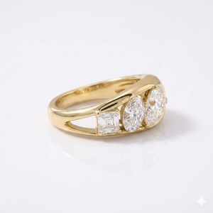 Anillo de Diamantes Trilogía de Oro Sólido de 18K con Certificación IGI, con Múltiples Piedras, Banda Ancha Estilo Cigarro, Joyería de Compromiso Única para Mujer - Product Image 2