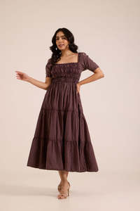 Vestido Midi de Mezclilla Espresso con Cuello Cuadrado y Mangas Cortas para Mujer, con Tela Ligera, Estilo Moderno y Ajuste Cómodo - Product Image 4
