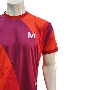 Ensemble d'uniformes de football personnalisés grande taille, maillots et shorts de football respirants en polyester, fournisseur d'équipements d'équipe OEM - Product Image 2