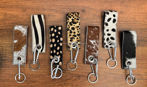 OEM/ODM Vente en gros en usine Lanière promotionnelle en cuir de vachette Porte-clés Dragonne Mousqueton en cuir véritable de haute qualité Porte-clés - Product Image 4