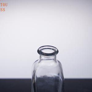 Bouteille en verre de petite capacité de 270 ml, bouteille en verre transparente carrée, adaptée aux liqueurs, aux vins de fruits et aux diffuseurs d'arômes - Product Image 6