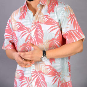 Chemise décontractée tissée imprimée anti-rides à manches courtes pour homme de haute qualité, idéale pour les vacances à la station, vente en gros sous marque privée, collection été - Product Image 4