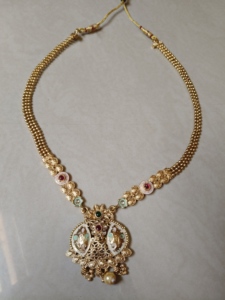 LUCENTARTS JEWELLERY Venta al por Mayor India 2024 Última Moda Étnica Hecha a Mano Ajustable Chapado en Oro Aleación Gargantilla Aniversario - Product Image 2