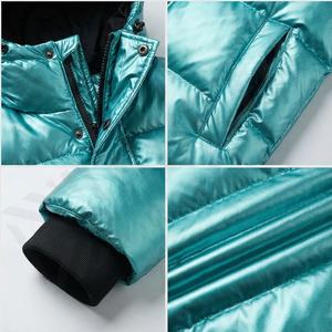 Venta al por mayor de alta calidad impermeable de los hombres Puffer chaqueta con capucha rompevientos al aire libre acolchado de burbuja de invierno pato abajo - Product Image 4