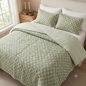 Couvre-lit réversible en coton bio RIDHI vert sauge, taille King, imprimé à la main, lavable en machine, écologique, style farmhouse - Product Image 1