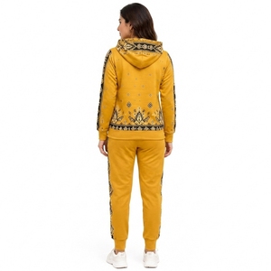 Conjunto deportivo moderno sublimado para mujer, chándales estampados para gimnasio, fitness, correr y estilo casual, chándales estampados para mujer - Product Image 2