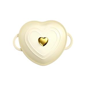 Hermosa Cacerola de Hierro Fundido Esmaltado Rosa con Forma de Corazón y Perilla Dorada Brillante en Forma de Corazón - Product Image 4