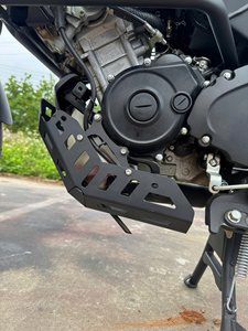 แผ่นกันกระแทกใต้เครื่องยนต์สำหรับรถมอเตอร์ไซค์ Yamaha MT 15 รุ่น M Biker อะไหล่และอุปกรณ์เสริมเพื่อการปกป้องใต้ท้องเครื่องยนต์อย่างทนทาน - Product Image 4