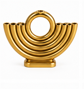 Menorá de Diseño para Festividades Judías con Artesanía Metálica Decorativa para Compradores Mayoristas Globales, Elegante Menorá Metálica para Hanukkah - Product Image 1