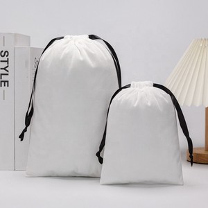 Sacs d'emballage en coton à cordon de serrage imprimés sur mesure, écologiques, lavables, réutilisables, résistants à l'eau, durables pour un usage domestique - Product Image 3