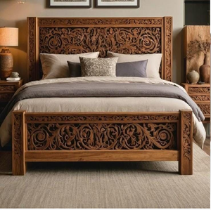 Lit en teck royal avec des motifs floraux complexes sculptés à la main et une sommier cintrée majestueuse. Disponible aux prix de gros. - Product Image 5