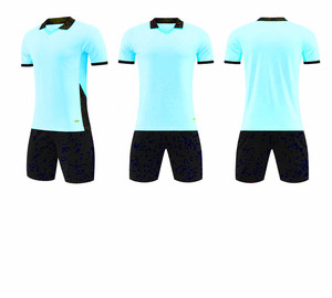 Uniforme de football le plus vendu, fabriqué au Pakistan, vêtements de sport, uniforme de football pour hommes, haute qualité, couleur personnalisée, 100 % polyester - Product Image 3
