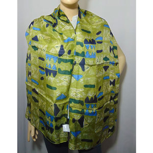 Écharpes en soie sérigraphiées, écharpes en satin personnalisées pour occasions spéciales, pour femmes élégantes, vente en gros OEM - Product Image 2